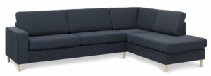 Pan set 3 OE right sofa med chaiselong - blå polyester stof og natur træ - Nicehome.dk