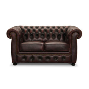 HAGA Liverpool 2. pers. chesterfield sofa - oxblood læder og træ - Nicehome.dk